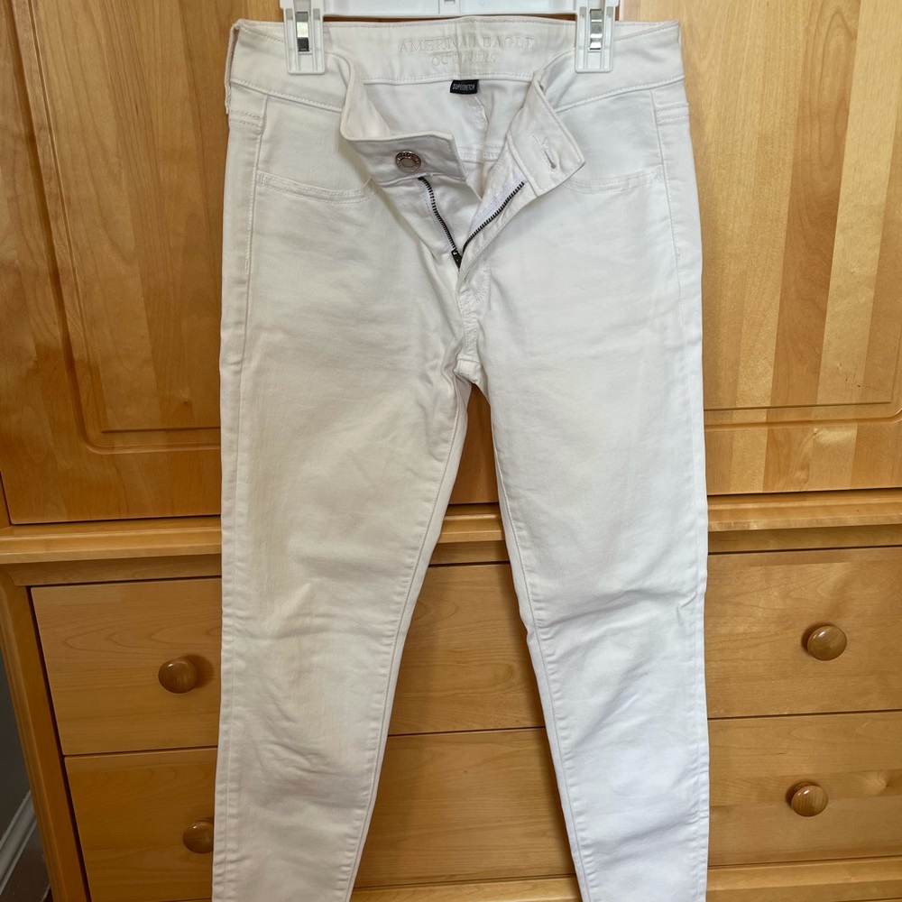 American Eagle White Skinny Jeans